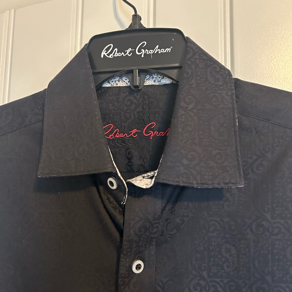 Robert Graham Men’s Black Long-Sleeve Dress Shirt